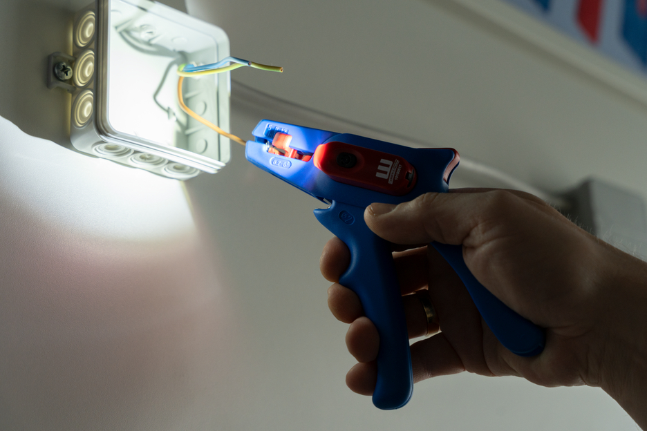 Pince à dénuder N° 5 Kit LED