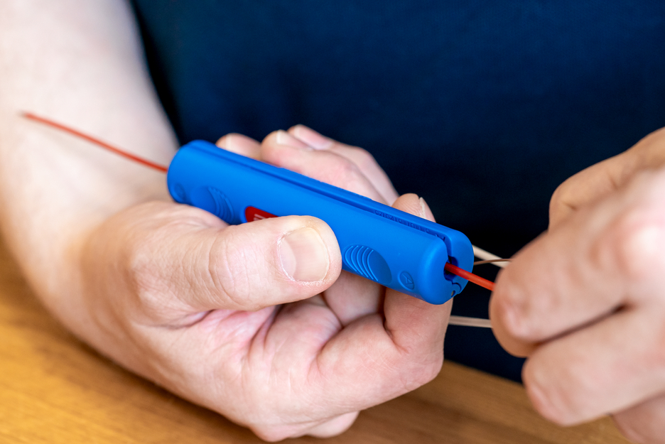 Fibre optique Fibre Tube No. 2 | Tool for stripping special buffer tubes on fibre optic cables