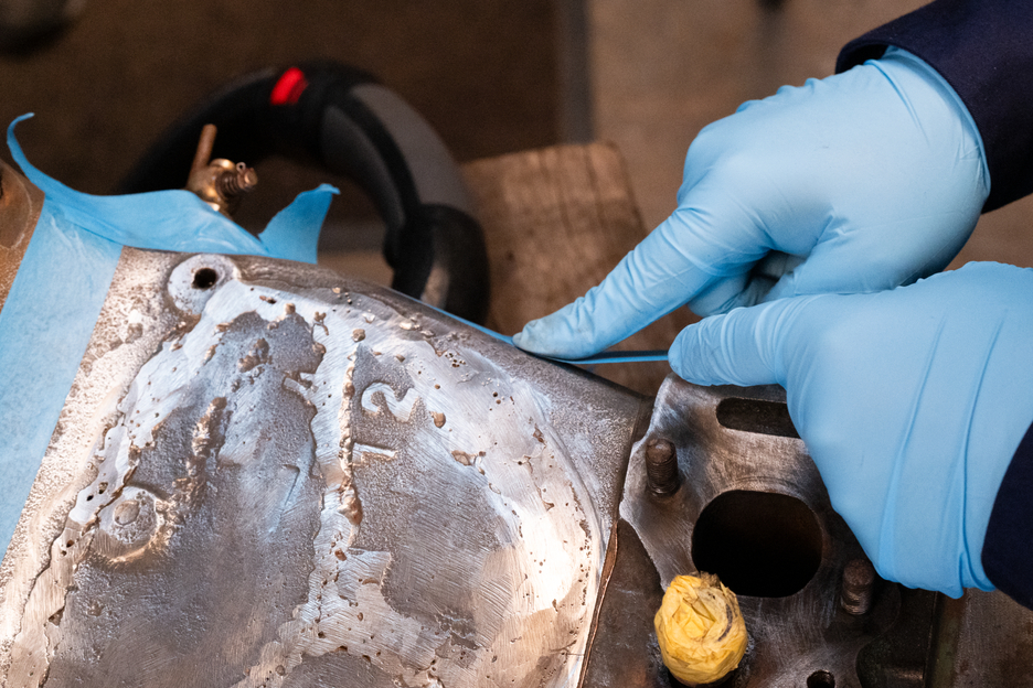 WEICON HB 300 | système à base de résines époxy résistant aux hautes températures pour la réparation et le moulage
