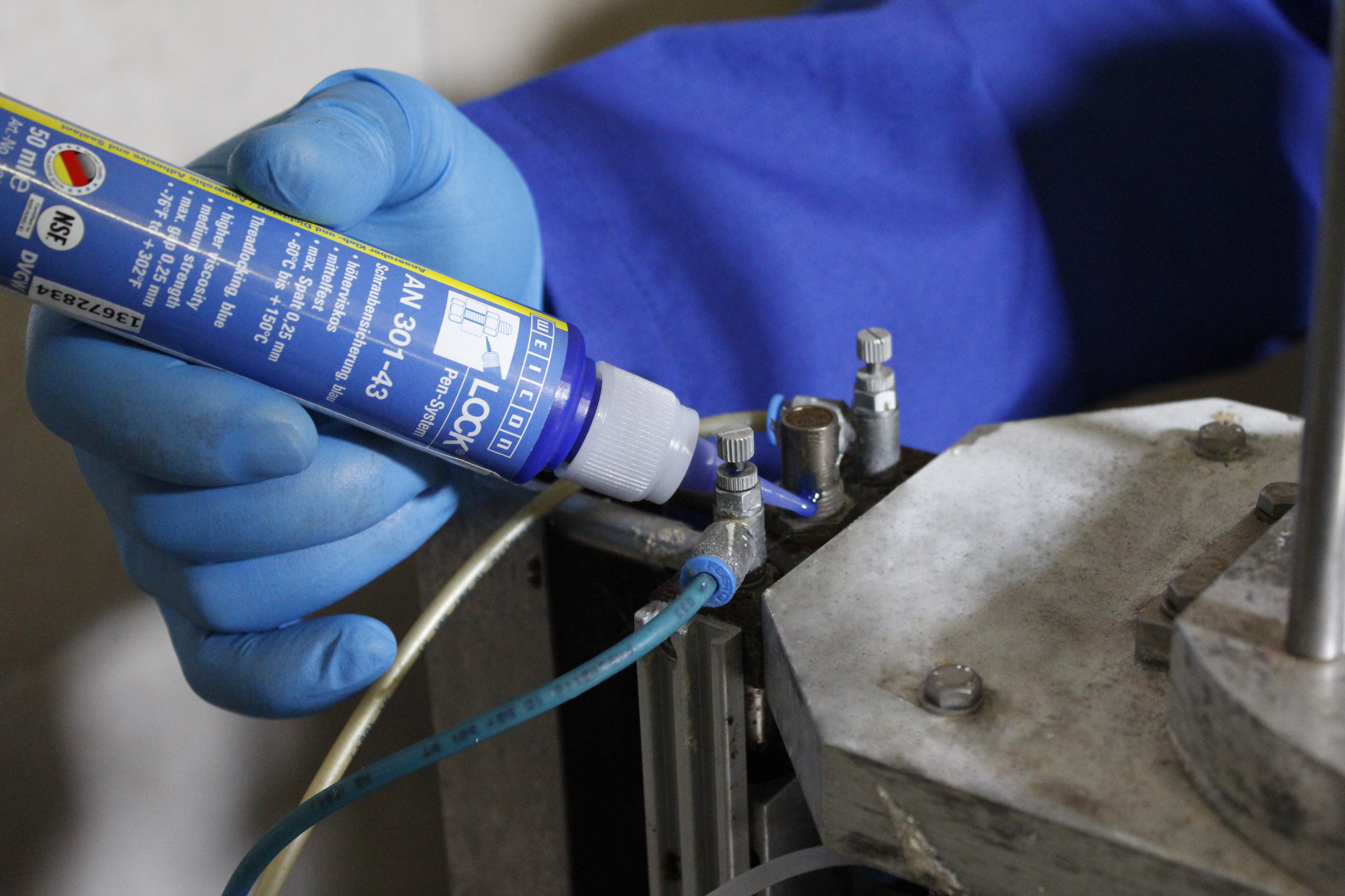 WEICONLOCK® AN 301-43 | gemiddelde sterkte, met drinkwatergoedkeuring