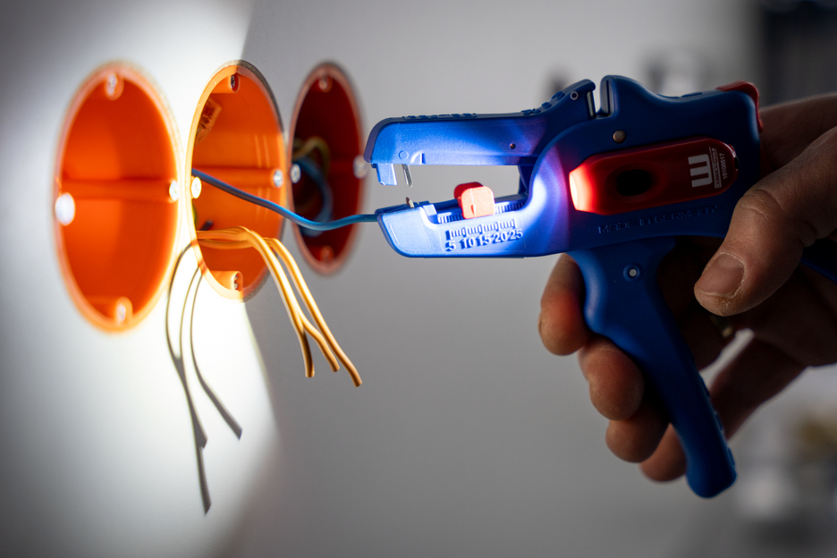 Pince à dénuder N° 5 Pro Kit LED