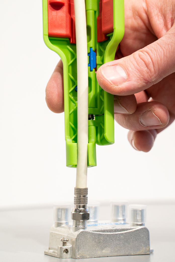 Coax-Stripper No. 1 F Plus - geschikt voor F-draaistekkers Green Line | Duurzaam stripgereedschap I voor het strippen en afstrippen van coaxkabel incl. ontdraaihulp