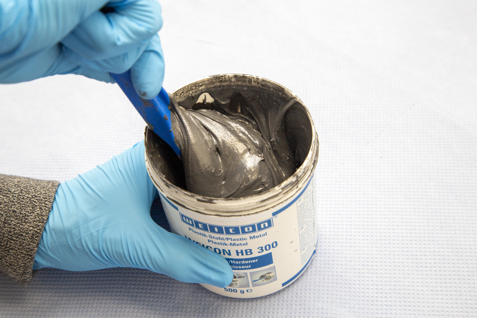 WEICON HB 300 | système à base de résines époxy résistant aux hautes températures pour la réparation et le moulage