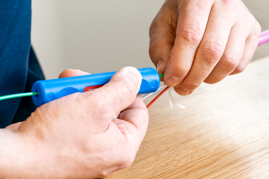 Fibre optique Fibre Tube No. 2 | Tool for stripping special buffer tubes on fibre optic cables