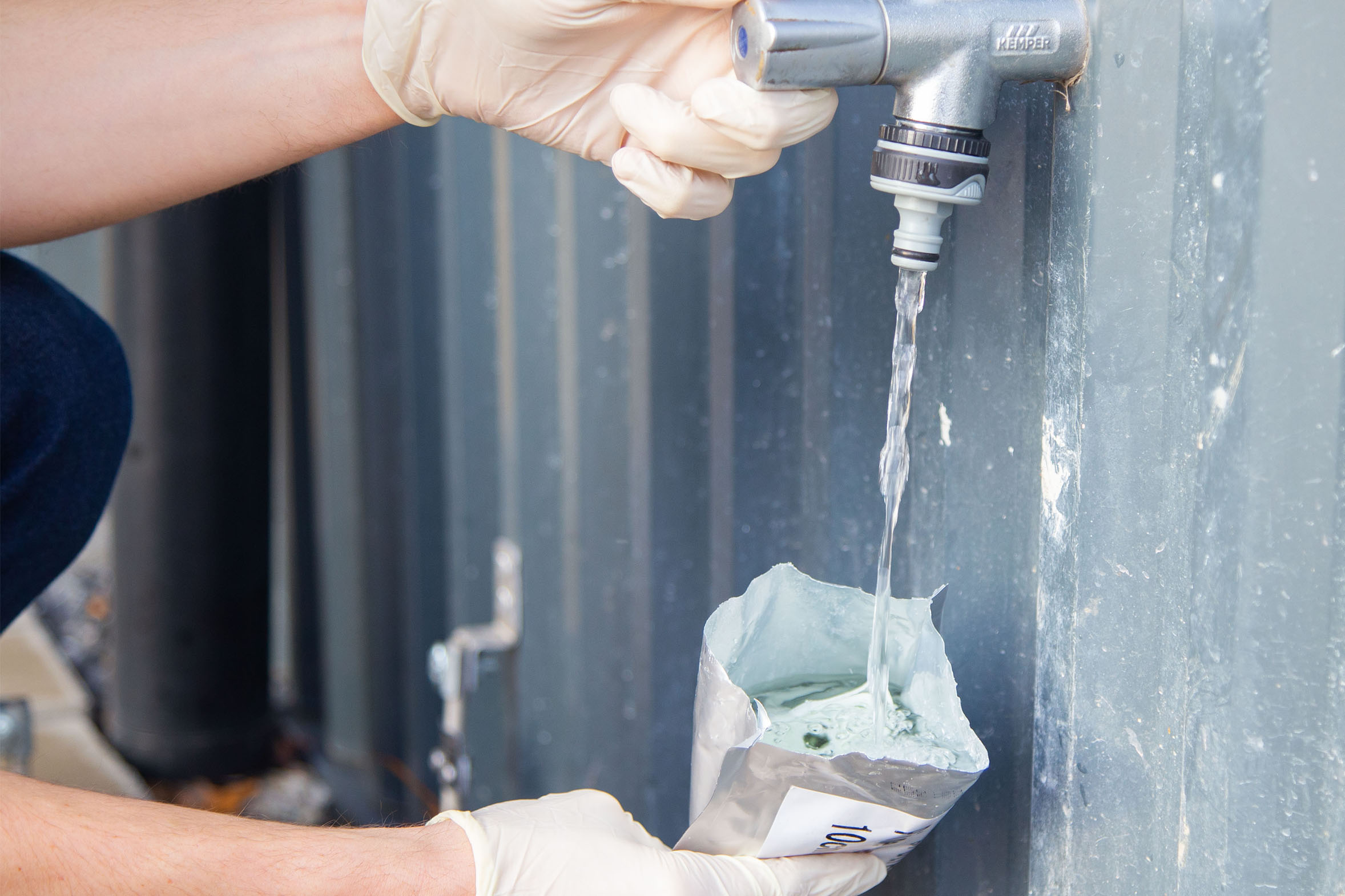Landingpage_Einsatzgebiete_Lebensmittel_Pipe-Repair_Kit_00 Landingpage_Einsatzgebiete_Lebensmittel_Pipe-Repair_Kit_00