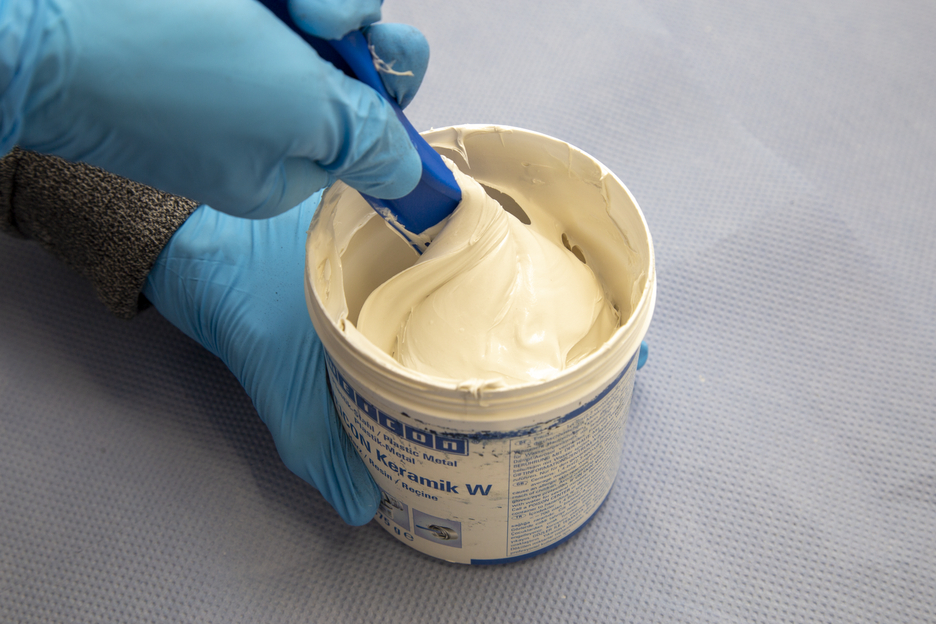 WEICON Céramique W | Système à base de résine époxy