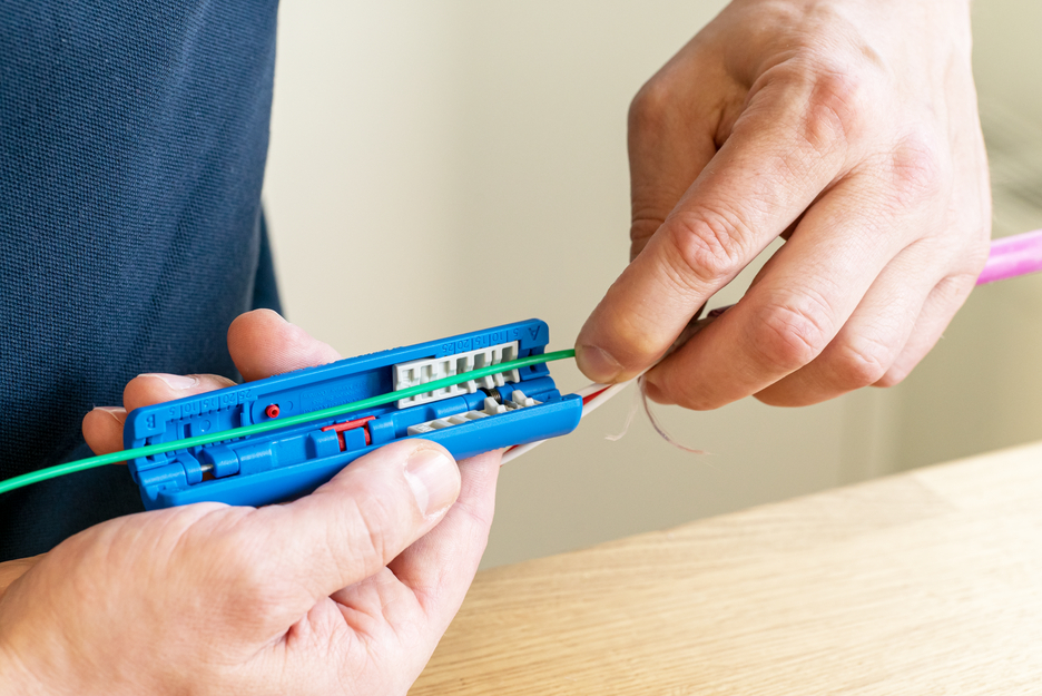 Fibre optique Fibre Tube No. 2 | Tool for stripping special buffer tubes on fibre optic cables