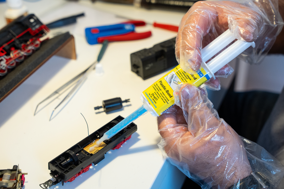 Plastic-Bond | Colle pour matières plastiques
