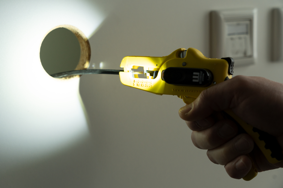 LAMPE DE TRAVAIL À LED